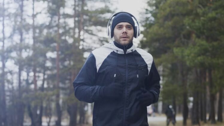 Benefits to Working Out During Winter Unsplash