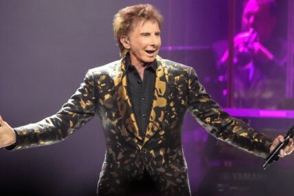 Barry Manilow