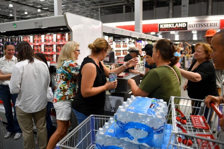 Costco shoppers