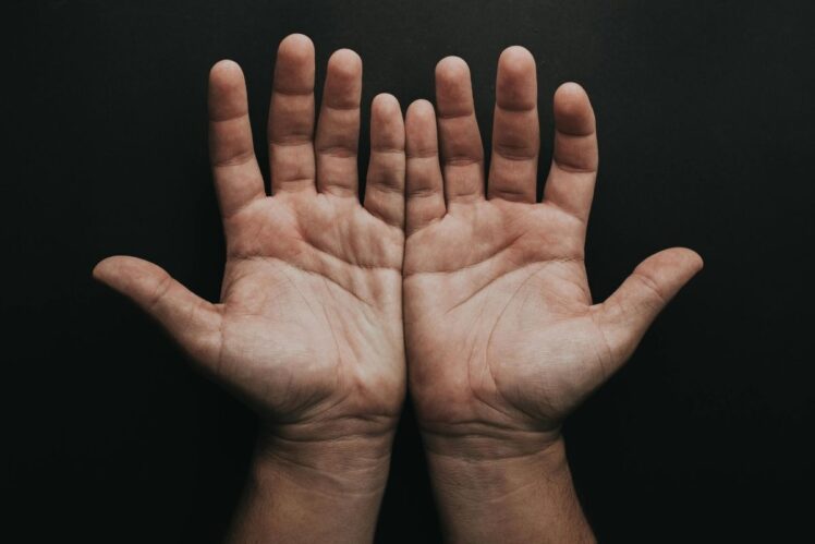 Hands