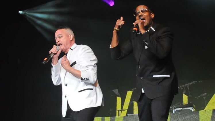Kid 'n Play perform onstage as part of 'I Love the 90's' at Cedar Park Center.