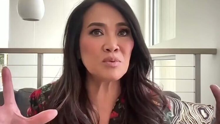 Dr. Pimple Popper Sandra Lee