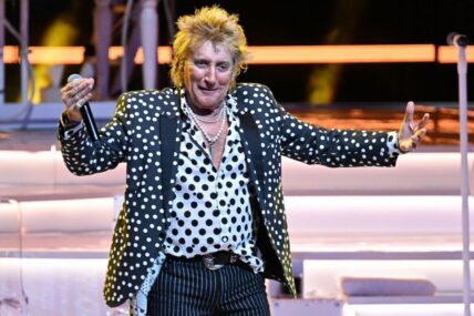 Rod Stewart in concert at Hard Rock Live