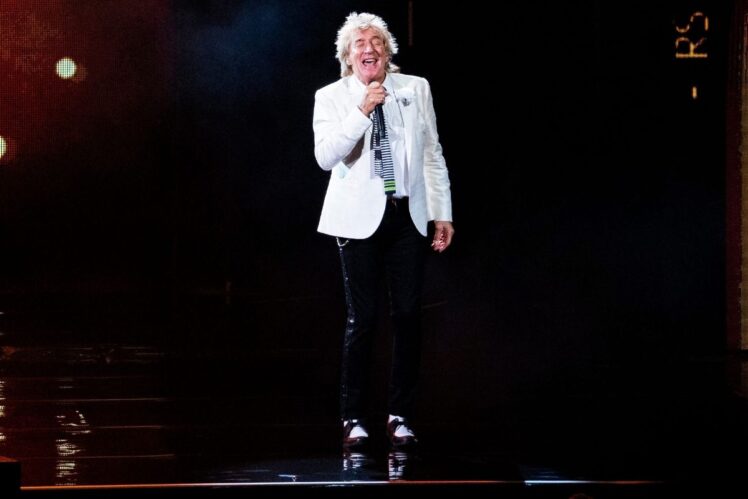 Rod Stewart headlines Summerfest